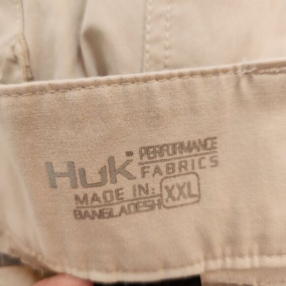 Huk Fishing Shorts Performance Wear Tan Adjustable Waist Outdoors Men's XXL - Picture 10 of 12